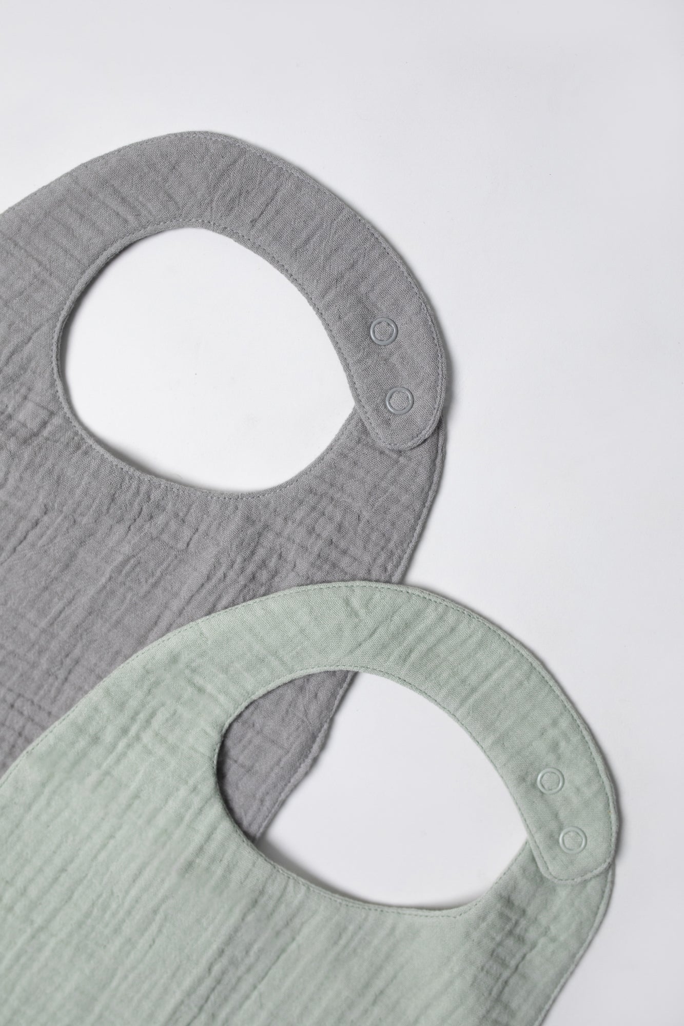 Organic Muslin Cotton Bibs (Pack of 2)
