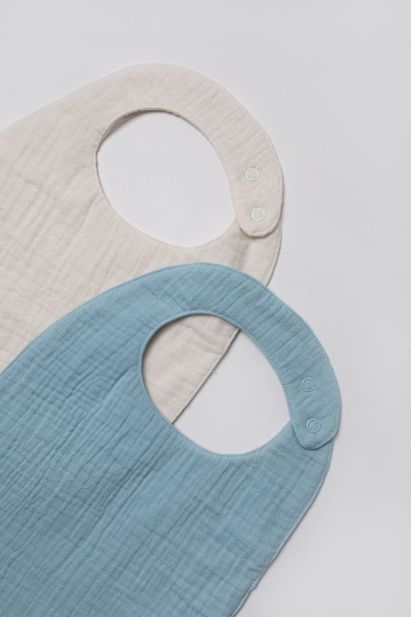 Organic Muslin Cotton Bibs (Pack of 2)