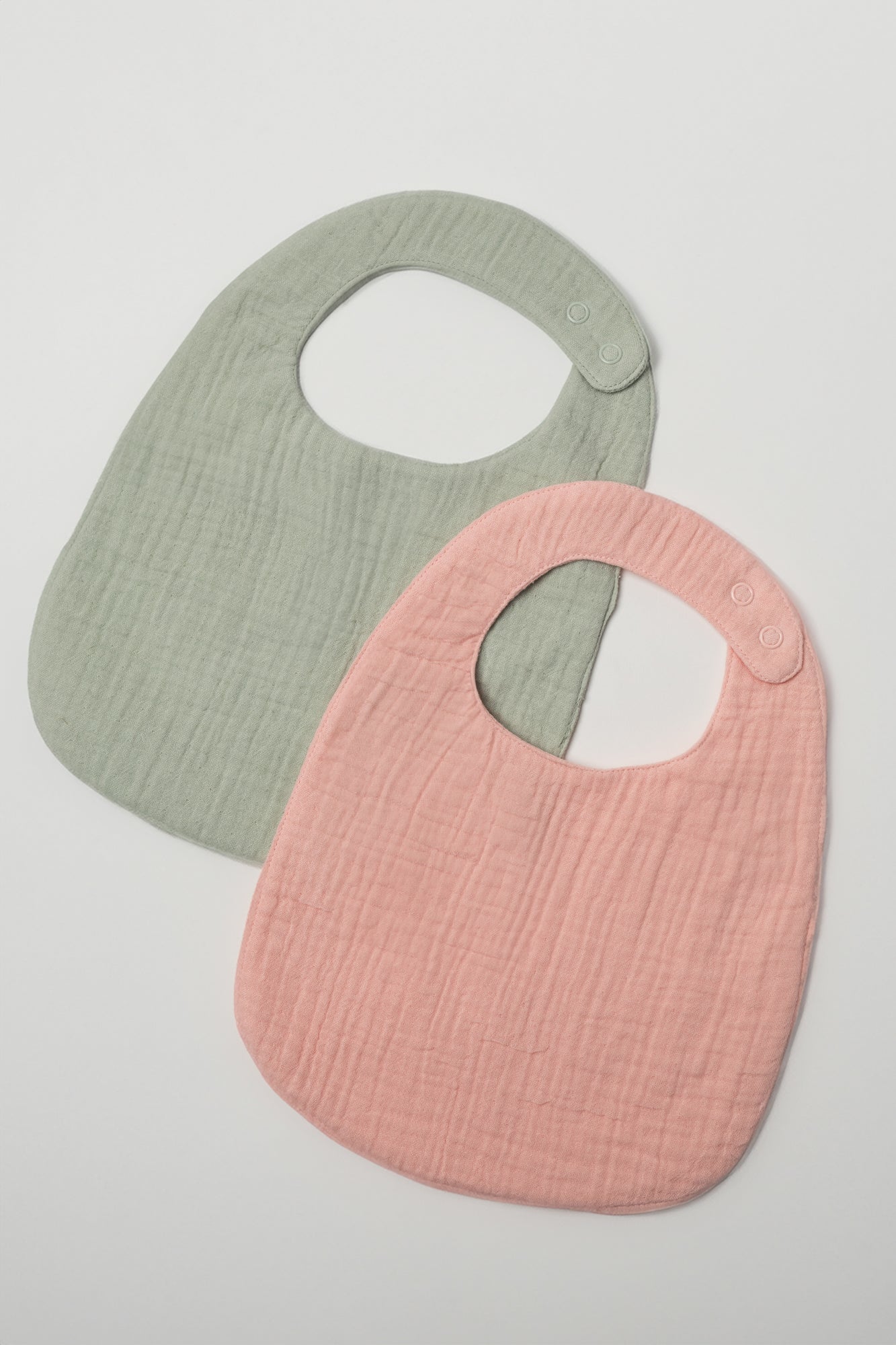 Organic Muslin Cotton Bibs (Pack of 2)